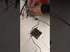 Ensaio de fechadura do armário